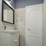 شقة Chic Black & White 2br Retreat On Dambovitei